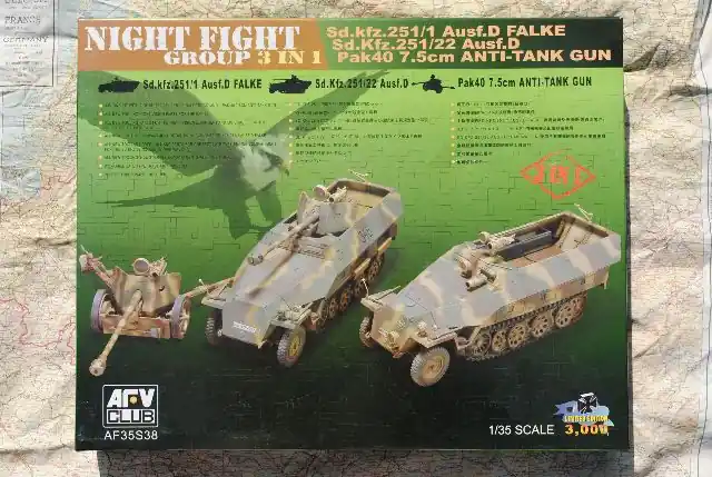 Premium AF35S38 Sd.Kfz.251/1 Ausf.D FALKE / Sd.Kfz.251/22 Ausf.D / PaK4